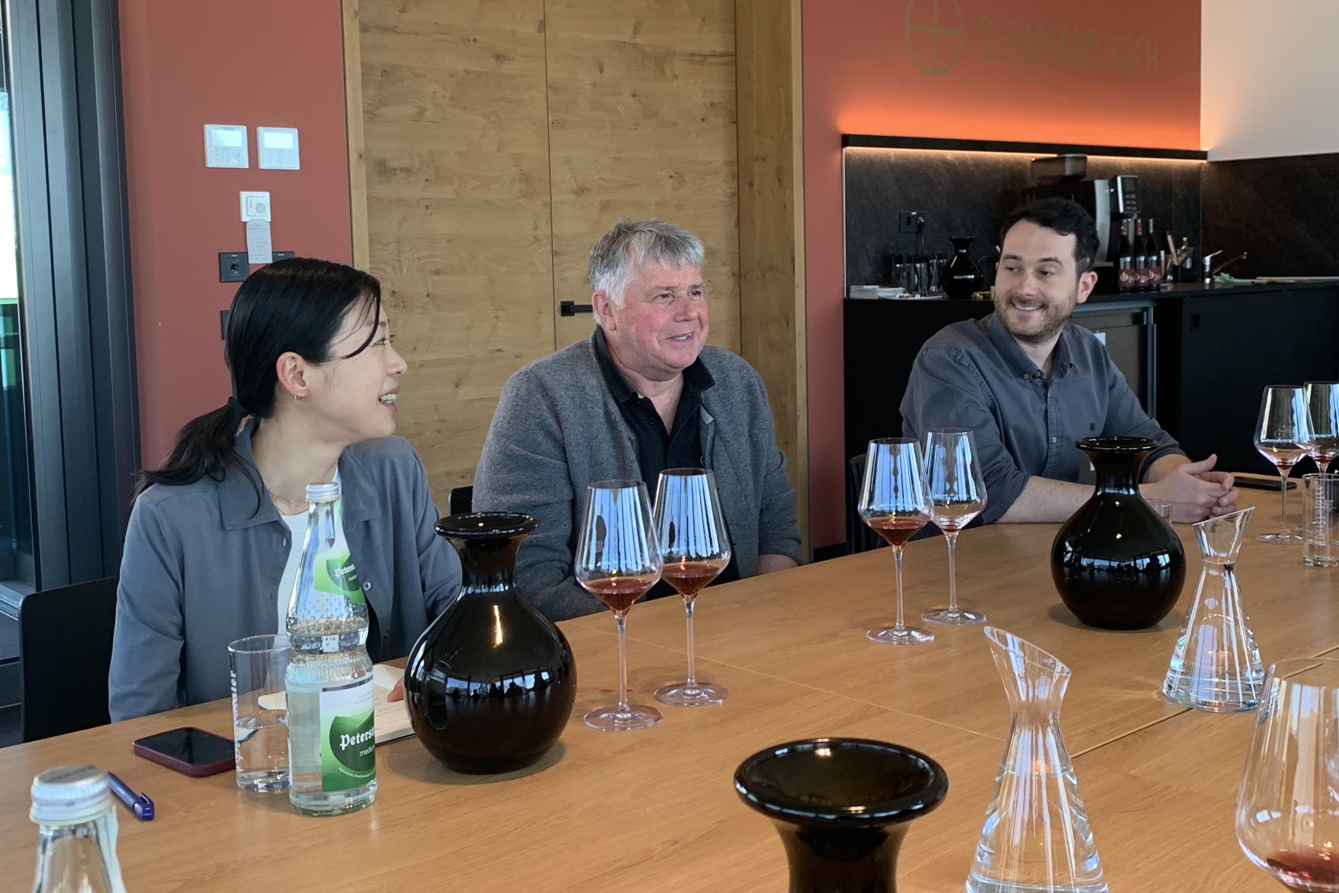 【現地視察レポート】地元密着型でありながら、専門誌でも高い評価を得るその理由とは? “ベルンハルト コッホ”(経営企画室 藤野晃治)