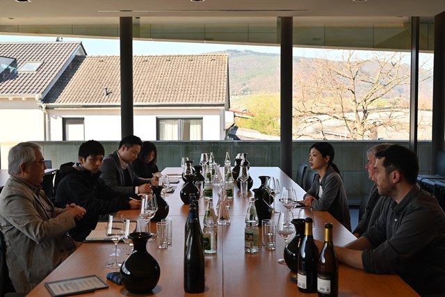 【現地視察レポート】地元密着型でありながら、専門誌でも高い評価を得るその理由とは? “ベルンハルト コッホ”(経営企画室 藤野晃治)